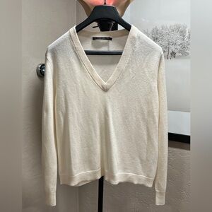 Jenni Kayne 100% Cashmere V-Neck Sweater Cream Luxury Knit